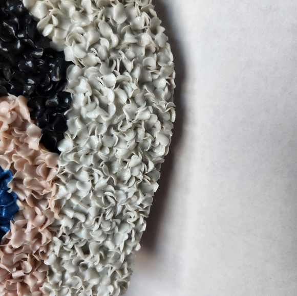 Vintage 1970s Melted Plastic Popcorn Blue Eyed Pilgrim Set Retro - Picture 5 of 17